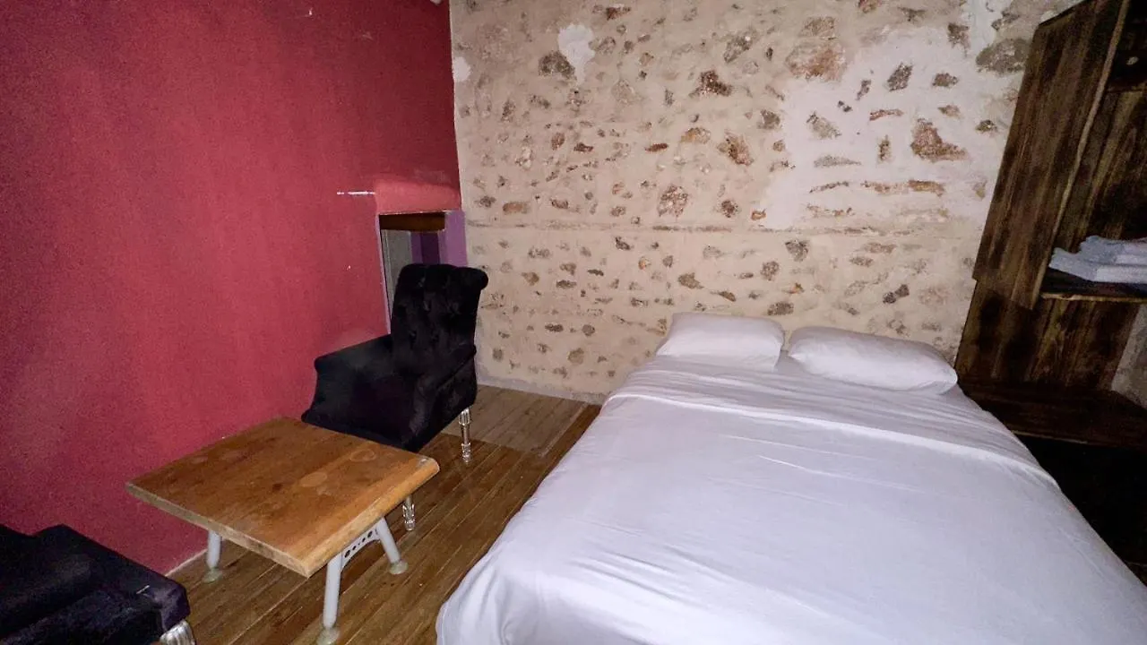 Otel Wood House Antalya Turkey